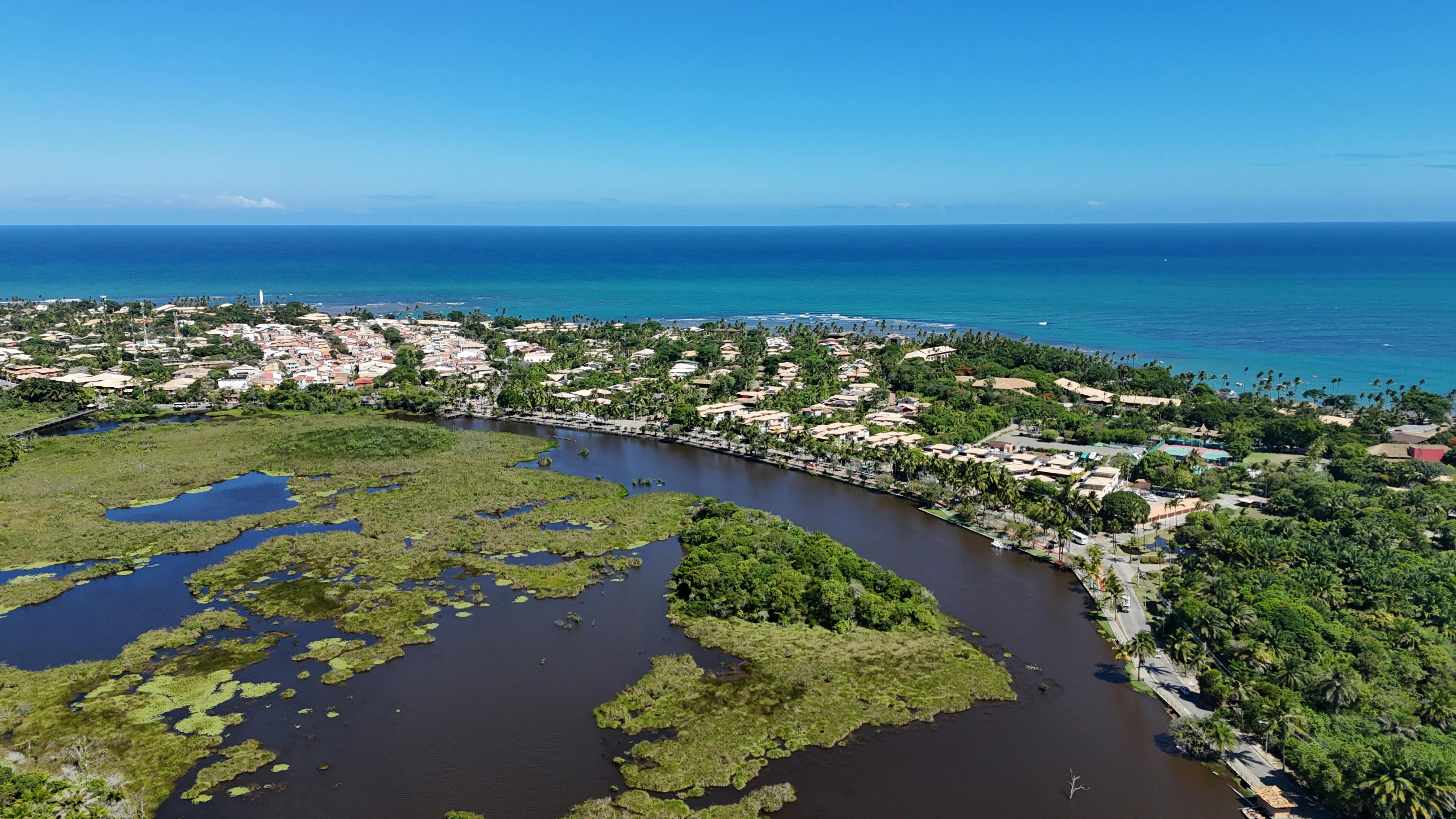 Passeio para Praia do Forte e Guarajuba com Pickup - Acomodações em Salvador da Bahia