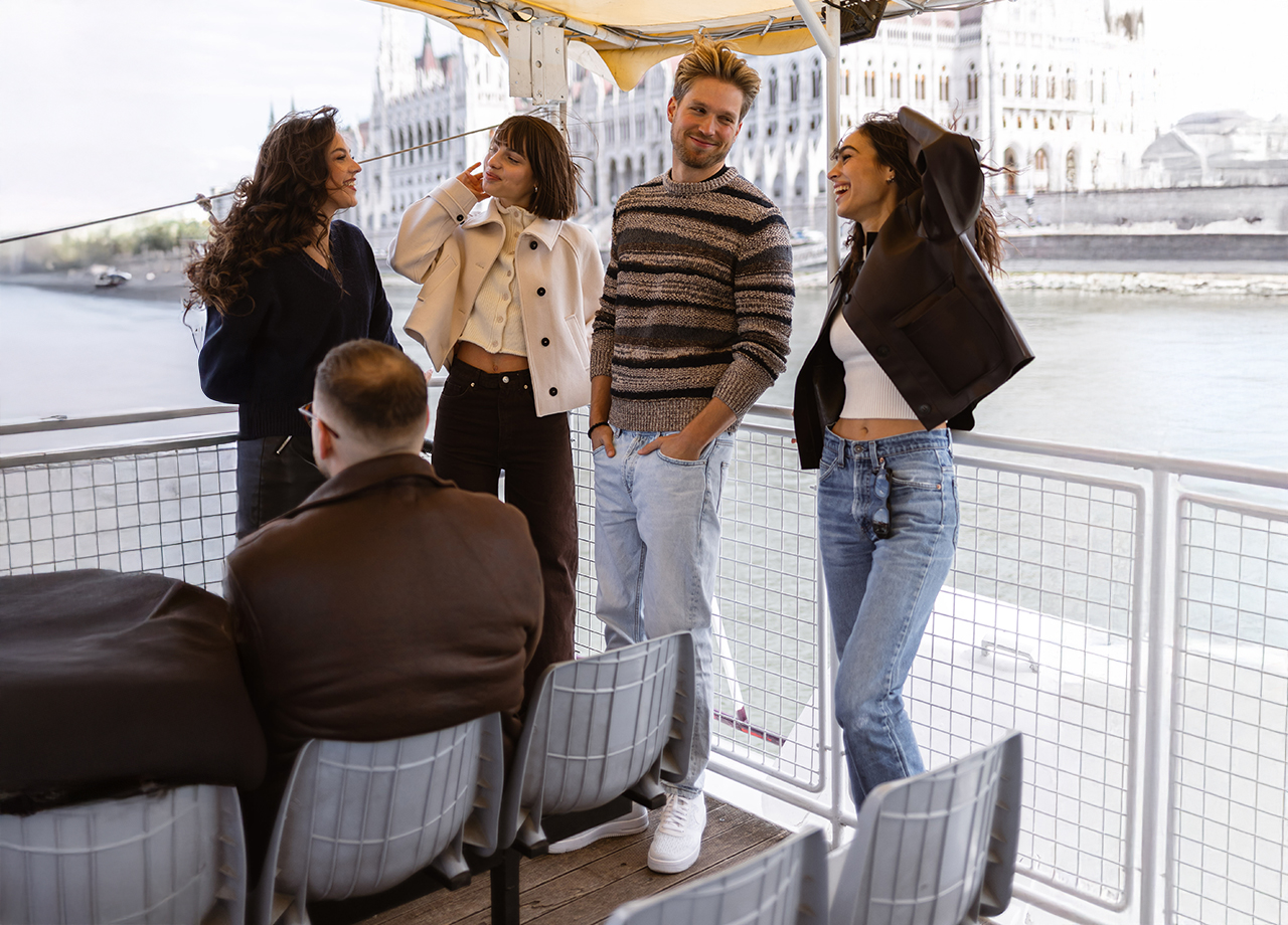 Passeio de Barco Turístico em Budapeste - Acomodações em Budapeste