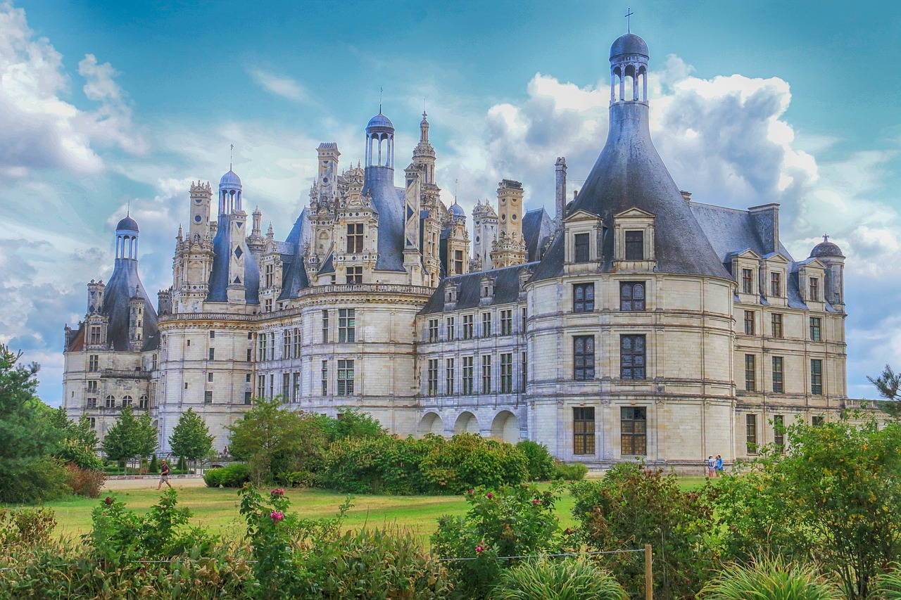 Excursão de Dia Inteiro a Blois, Chambord e Cheverny com Audioguia em Semiprivado a partir de Amboise - Acomodações em Amboise