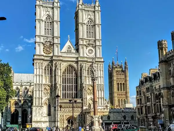 Tour Personalizado de Medio Día en Transporte Privado en Londres - Alloggi in London